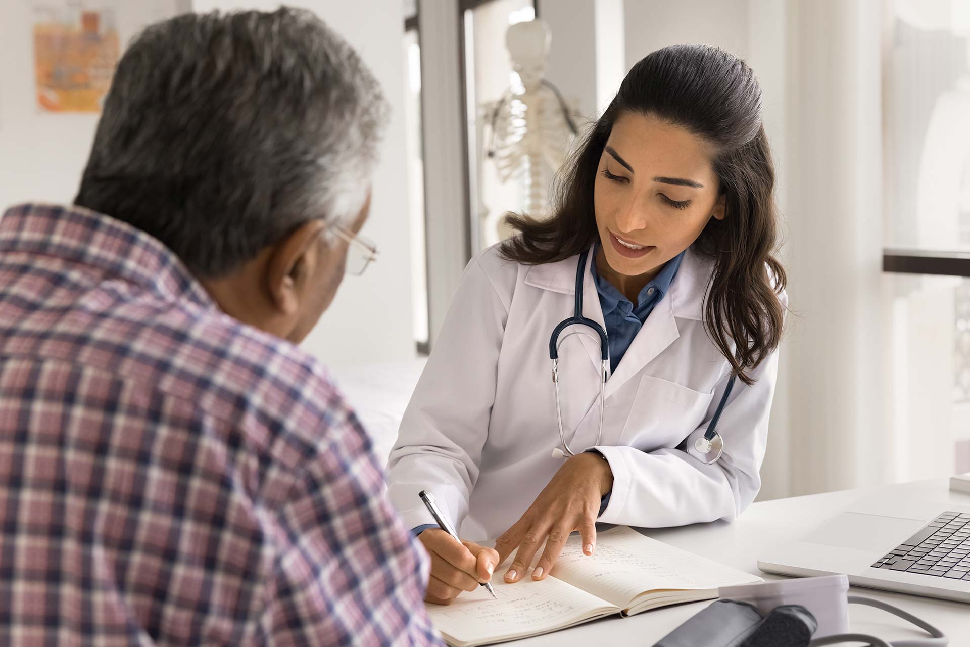 Seguro Gastos Médicos Mayores y Menores